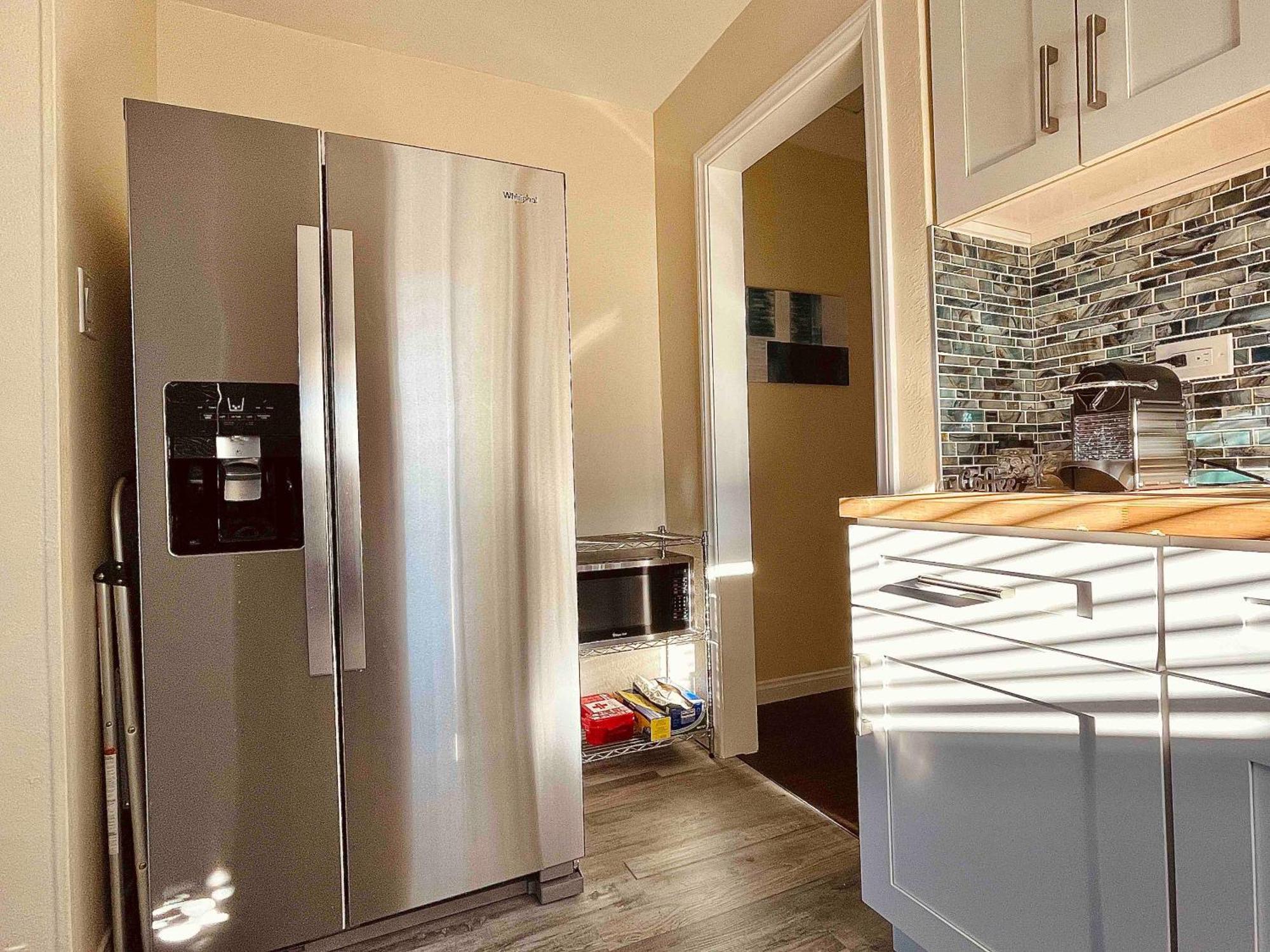 Burbank Hidden Gem Appartement Buitenkant foto